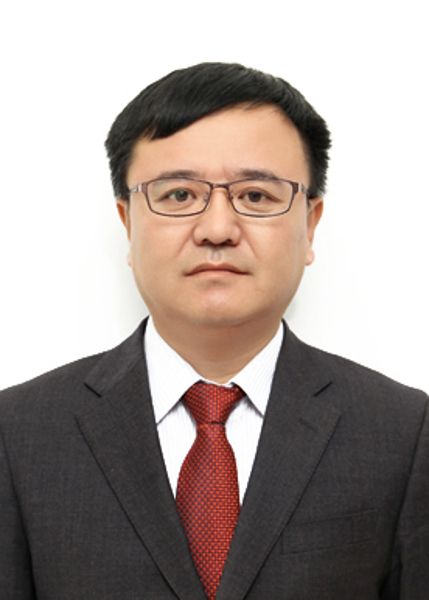 李君 李君